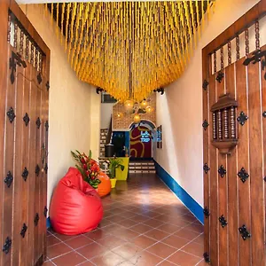 *** Hotel Why Not Guatemala
